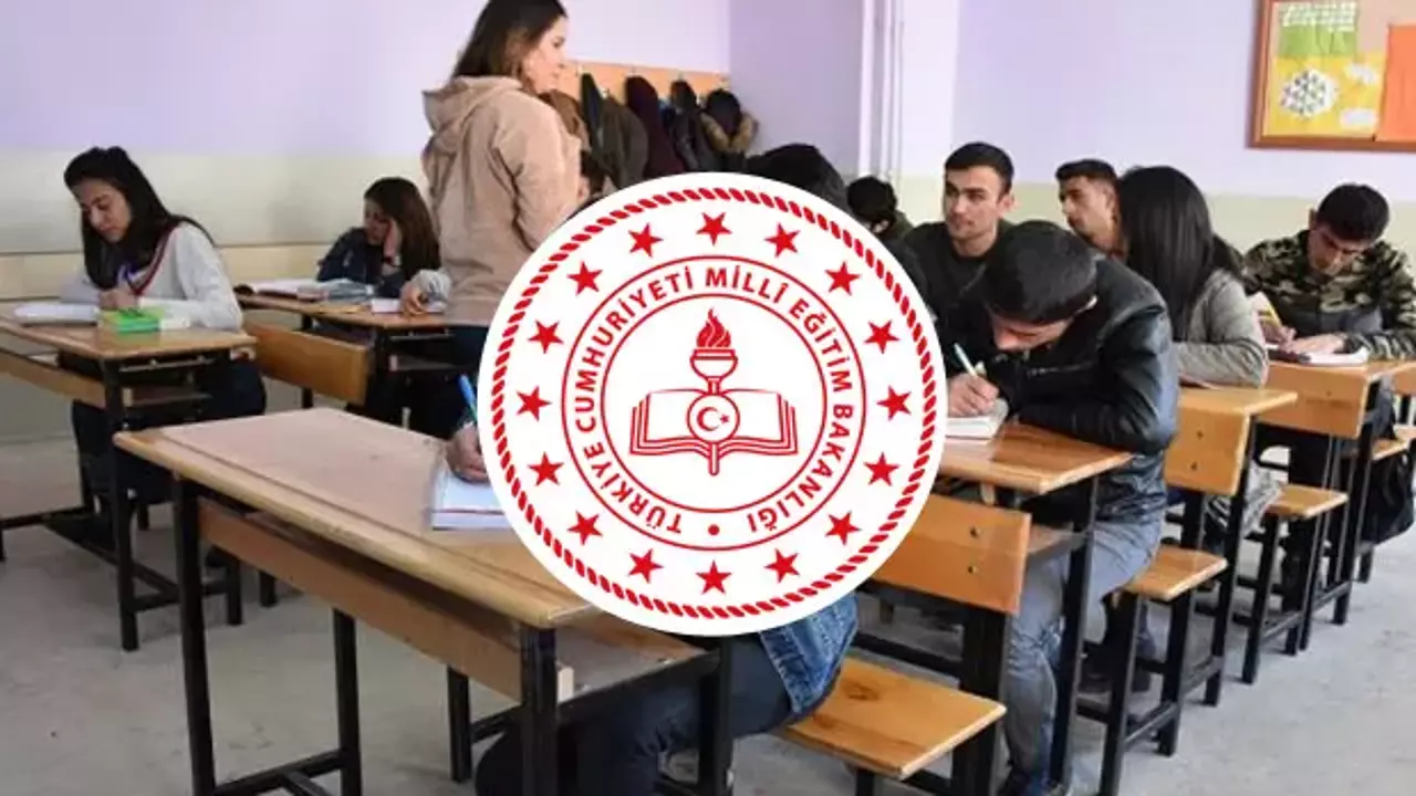 Liselerde Sınıfta Kalma Dönemi! 6'dan Fazla Dersten Başarısız Olan Öğrenci Sınıfta Kalacak