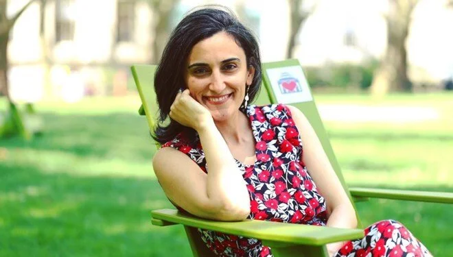 Kanseri teşhis edebilen sütyen üretmişti, “en etkili kadın” listesine seçildi!
