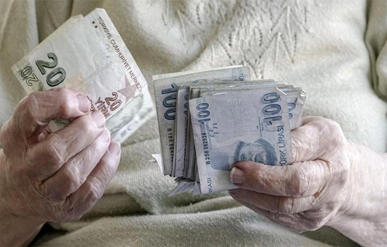 Yaşlı aylıkları, engelli aylıkları yattı mı? Ne zaman yatacak?