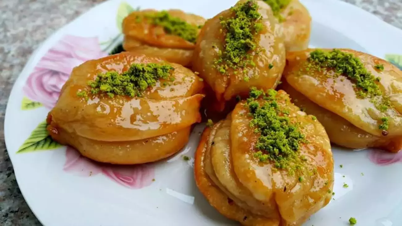 Karakuş Tatlısı Tarifi Nasıl Yapılır Adana Karakuş Tatlı Gelinim Mutfakta 4