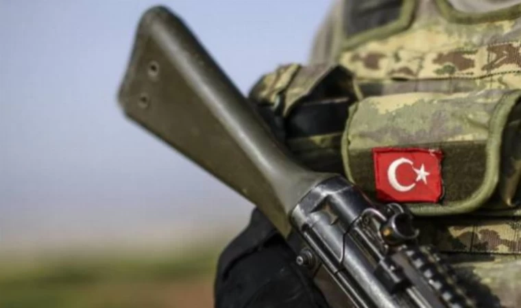 Mehmetçiğin nefesi teröristlerin ensesinde: 27 terör ini yerle bir edildi