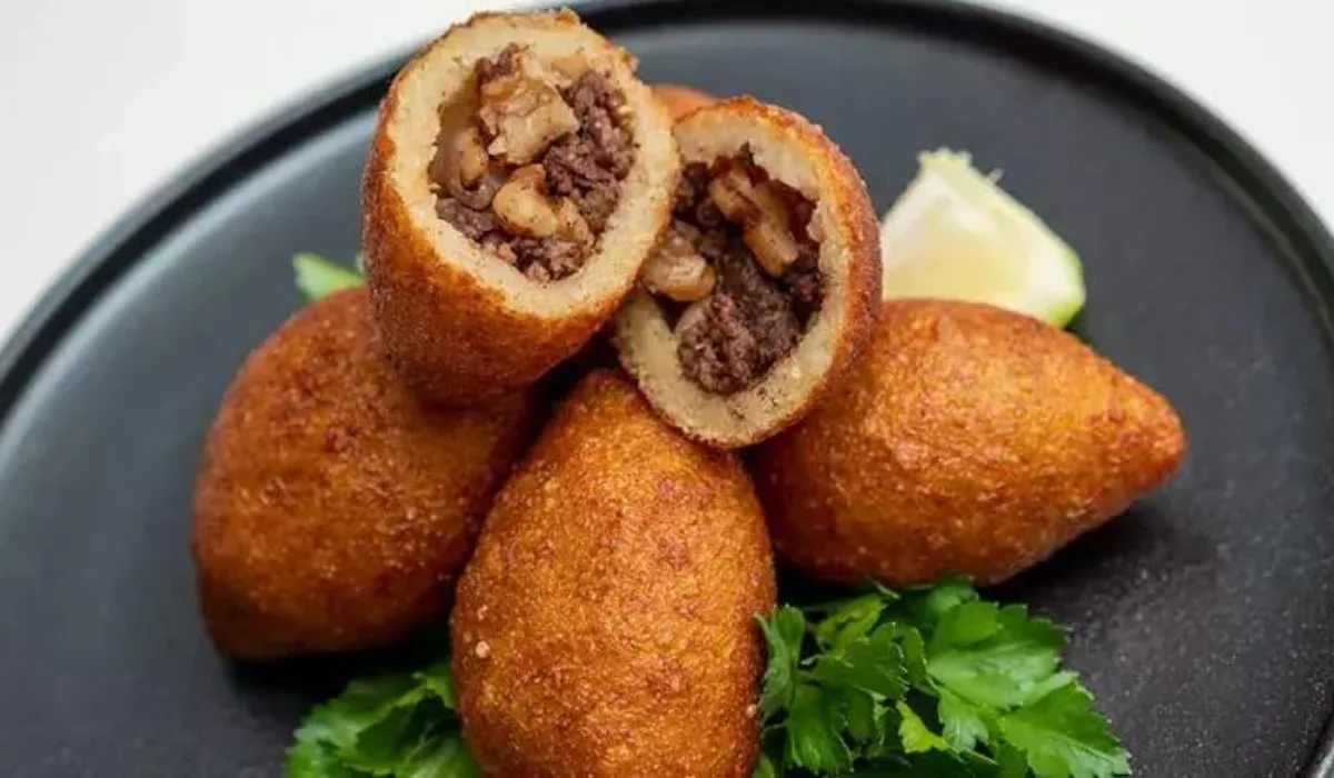 Bambaşka Içli Köfte Tarifi 3
