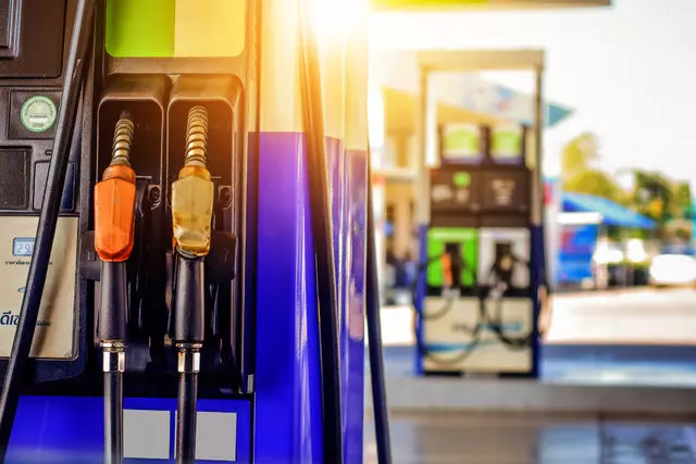 Benzine indirim geldi mi, kaç TL oldu? İstanbul, Ankara, İzmir 30 Ağustos 2024 güncel akaryakıt fiyatları
