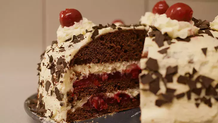 Karaorman Pastası Gelinim Mutfakta 5