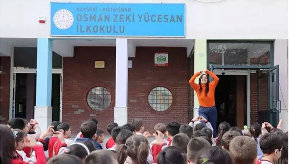 Şule Öğretmen Şule Yüksel Kimdir 5