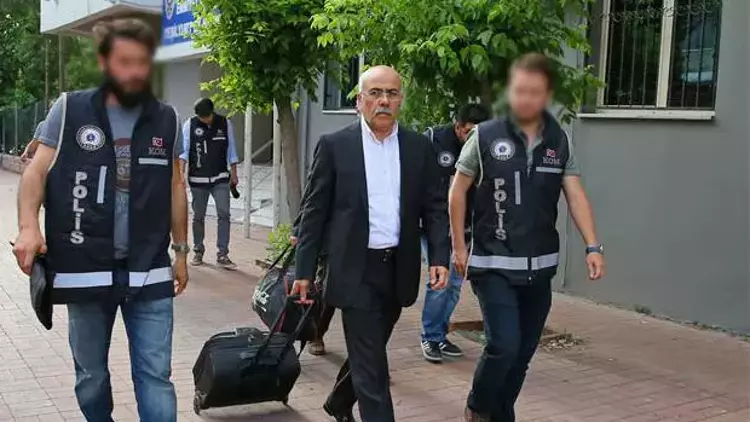 Firari FETÖ yöneticisi Ahmet Pek yakalandı