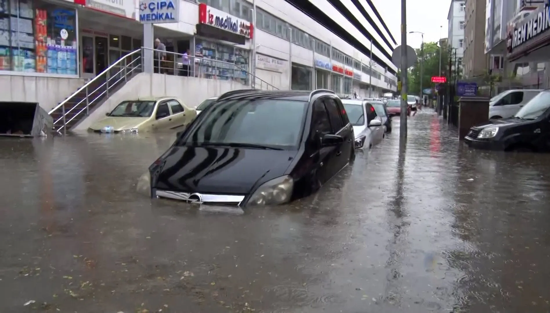 Ankara Saganak 27042024 2