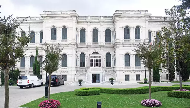 115 yıllık Yıldız Sarayı, kapılarını halka açıyor