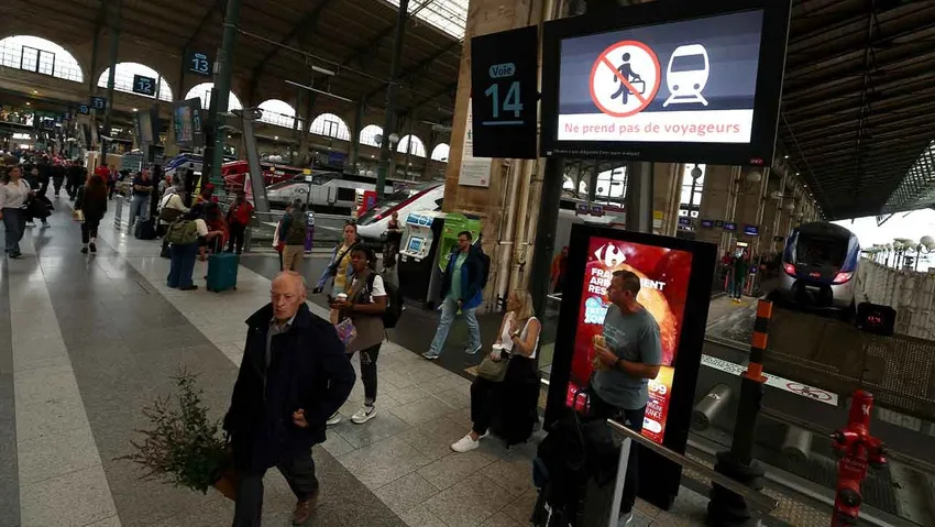Olimpiyat açılış töreni öncesi hızlı tren ağına 'sabotaj' iddiası