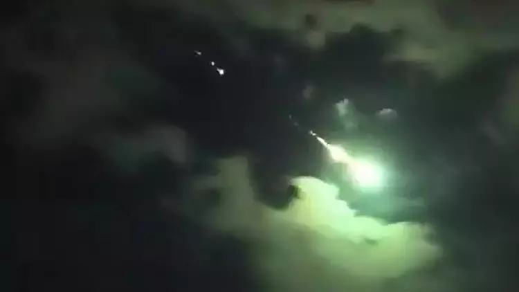 Göktaşı nedir, nereye düştü? Meteor nedir, göktaşı ile farkı ne? Türkiye Uzay Ajansı göktaşı açıklaması